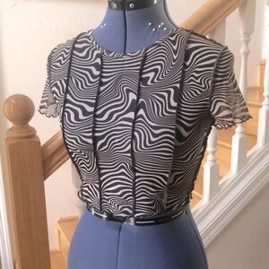H&M Divided Size S Psychedelic Crop Top